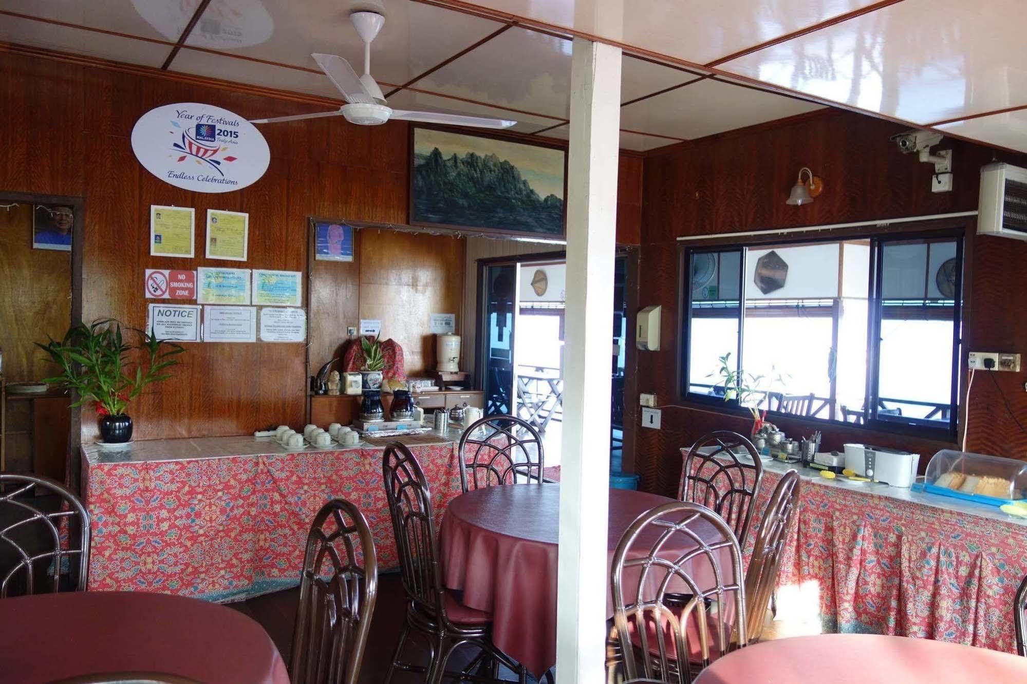 Seaside Travellers Inn Kinarut Exterior foto