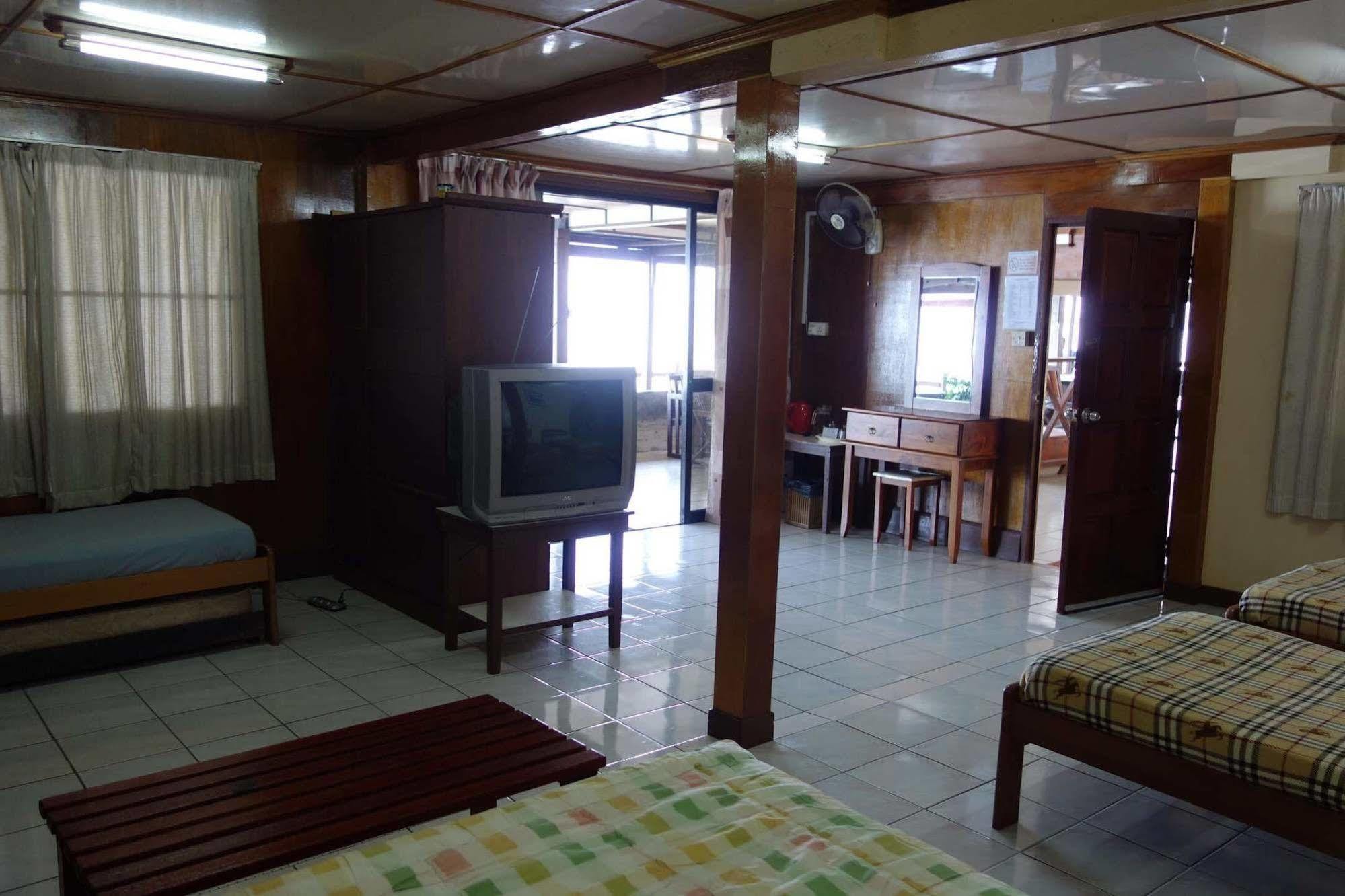 Seaside Travellers Inn Kinarut Exterior foto